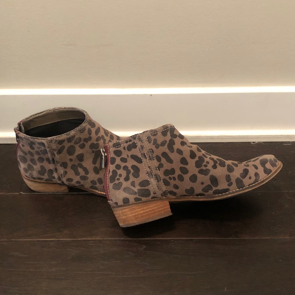 Dolce Vita Booties